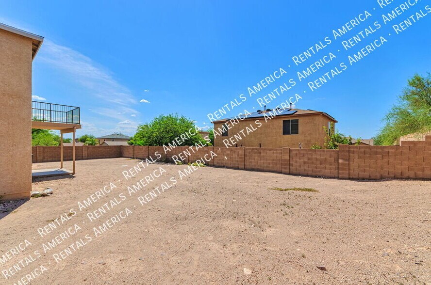 Building Photo - 6644 S SQUAWROOT Pl