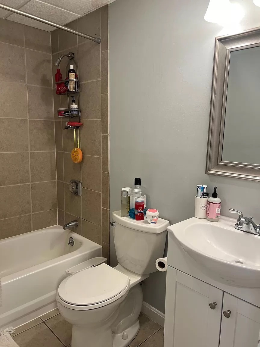 Building Photo - 80 Park Ave