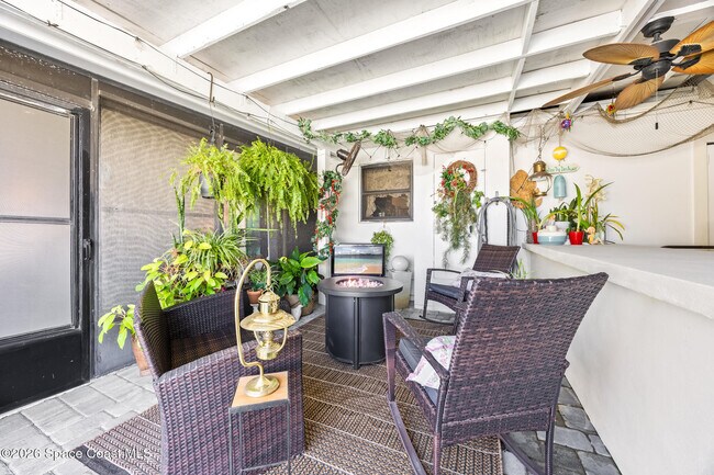 Building Photo - 229 NE 1st St