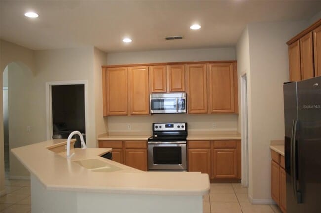 Building Photo - 3222 Hopewell Dr