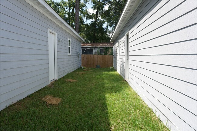 Building Photo - 9771 Black Gum