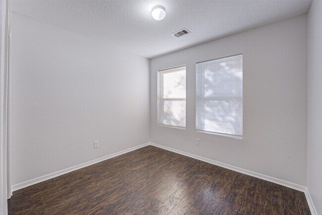 Building Photo - 3118 Clipper Winds Way