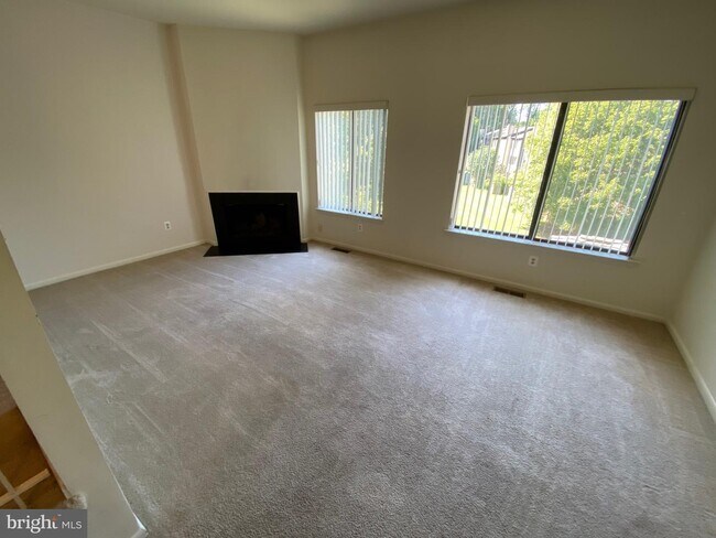 Building Photo - 7820 Muirfield Ct