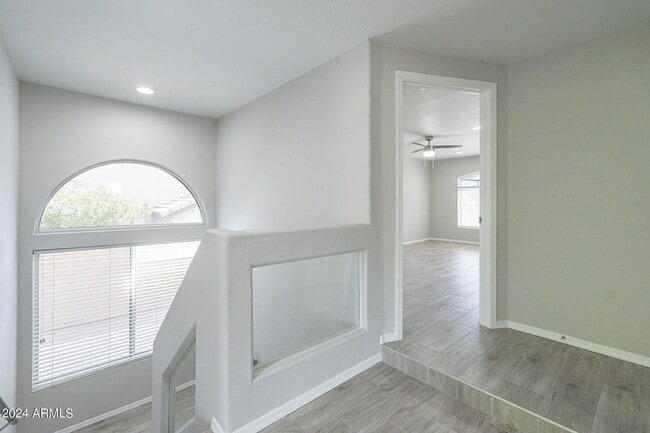 Building Photo - 6326 W El Cortez Pl