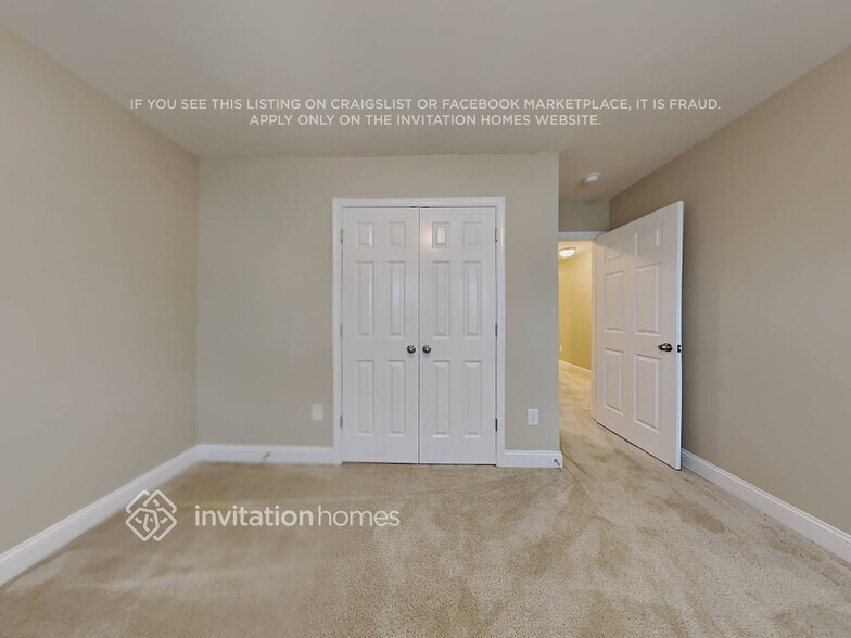 Building Photo - 9931 Maywine Cir