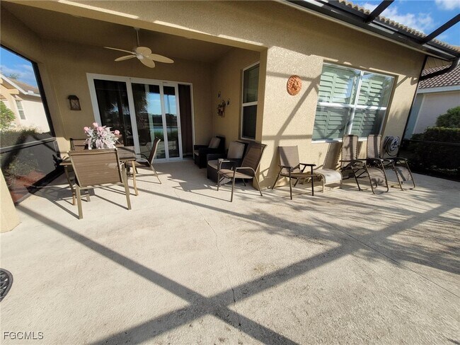 Building Photo - 10428 Materita Dr