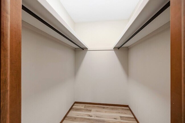Building Photo - House for Rent in Lakewood Village Community