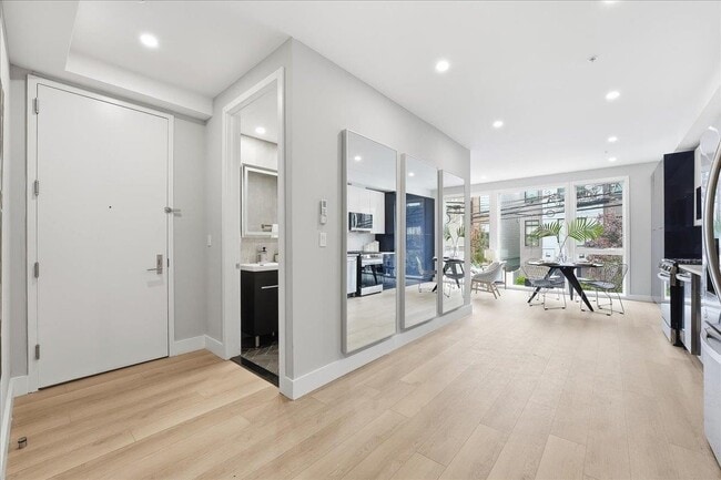 Building Photo - 134 New York Ave