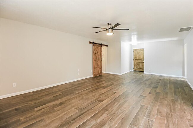 Building Photo - 13341 NW 84th St