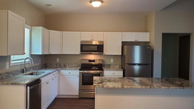 Building Photo - 5099 Mars Hill Rd