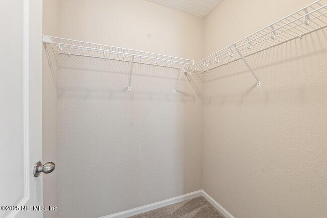 Building Photo - 3149 Silverado Cir