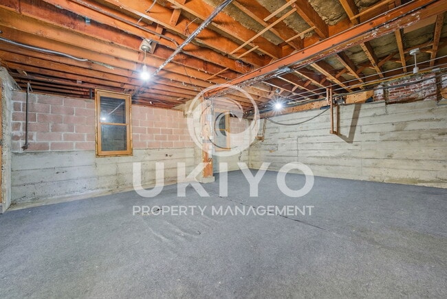 Building Photo - 860 Portal Ave