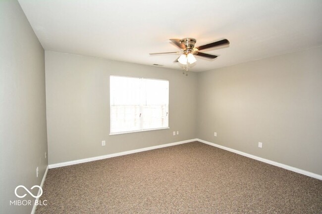 Building Photo - 1994 Falcon Ct