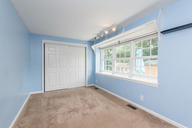 Building Photo - 224 Lackawanna Rd