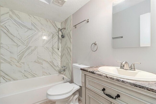 Building Photo - 1513 S 8th St