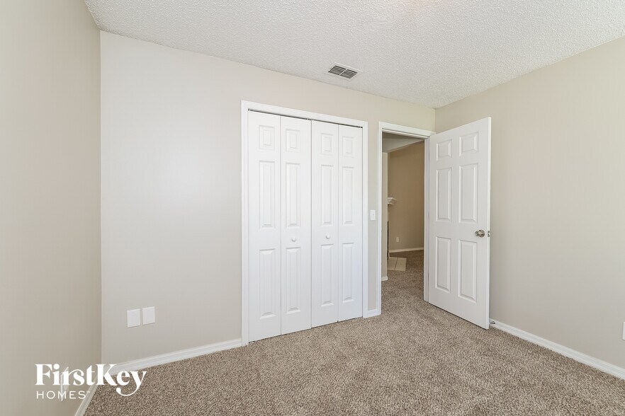 Building Photo - 12436 Braxted Dr