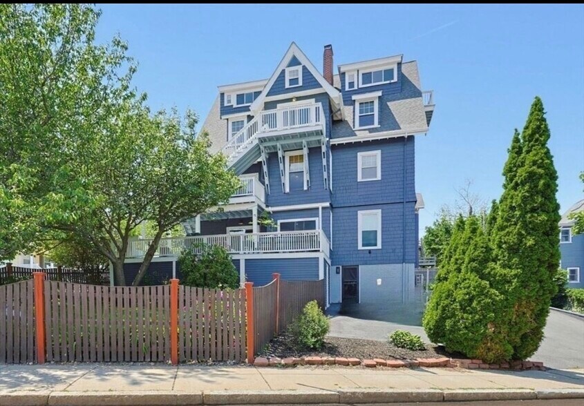 Building Photo - 51 Sawyer Ave