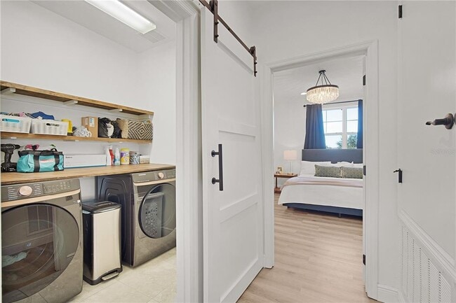 Building Photo - 15419 Uglis Aly