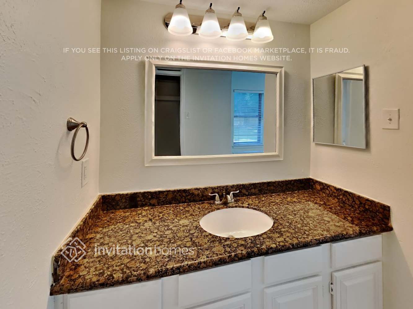 Building Photo - 428 Gleneagles Dr
