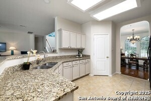 Building Photo - 729 San Gabriel
