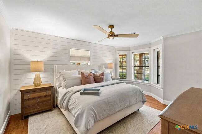 Building Photo - 301 Medlin Creek Loop