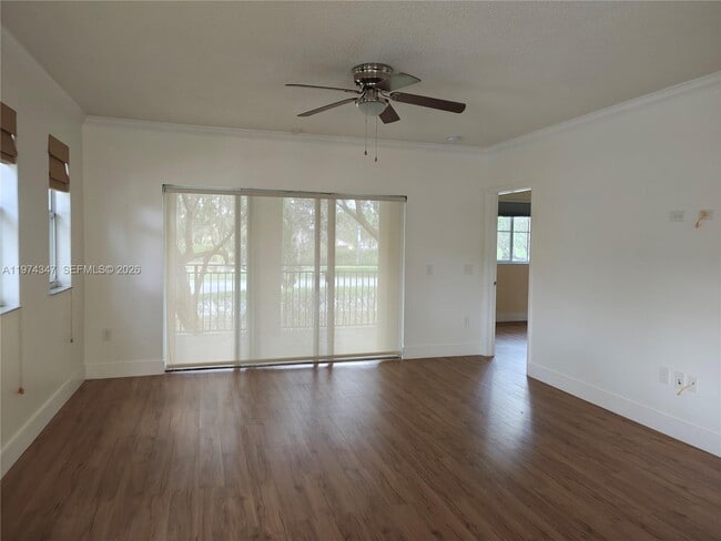 Building Photo - 2409 Centergate Dr