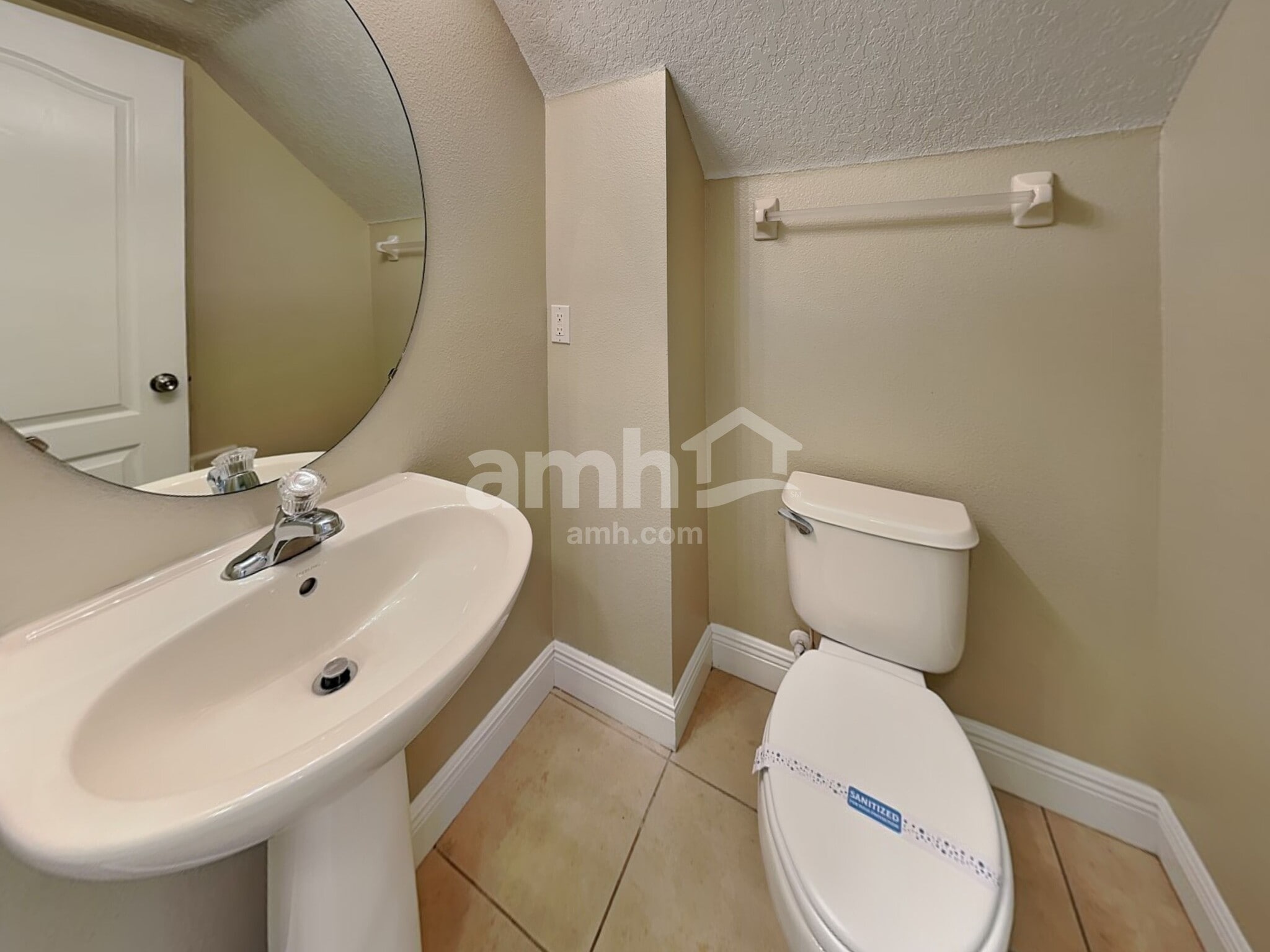 Building Photo - 1720 Portcastle Cir