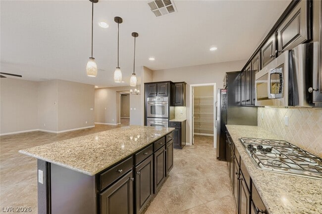 Building Photo - 6928 Benson Ferry St