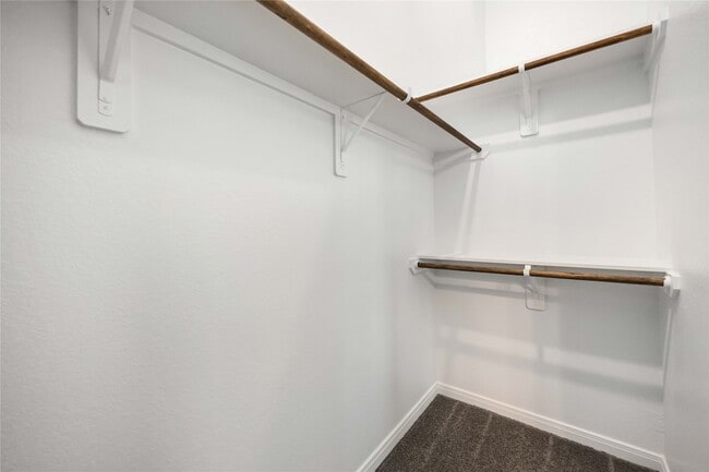 Building Photo - 11824 E Gate Dr