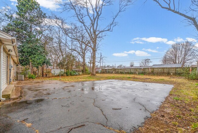 Building Photo - Remodeled 4 bedroom 2 bath home for rent!