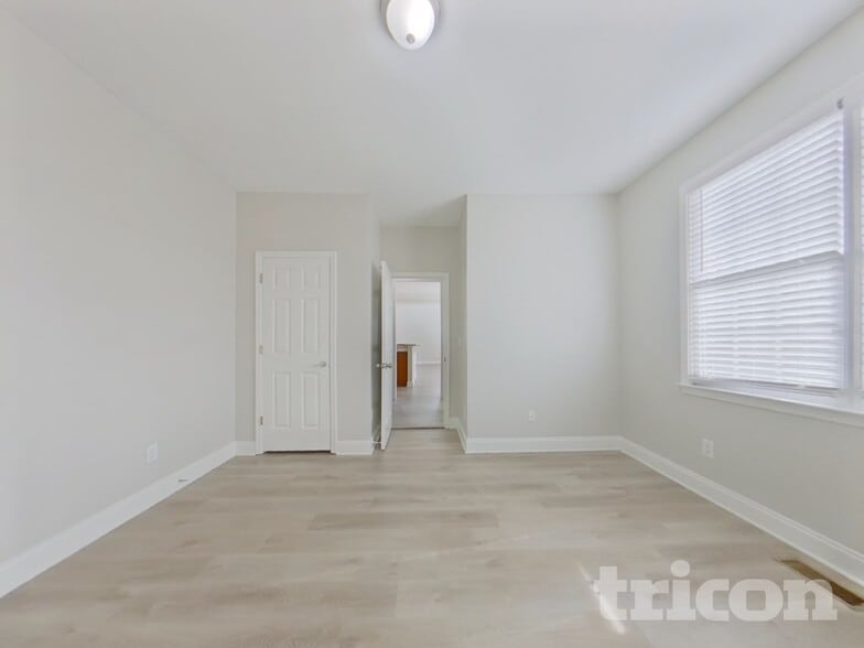Building Photo - 22 Vinings Lake Dr SW