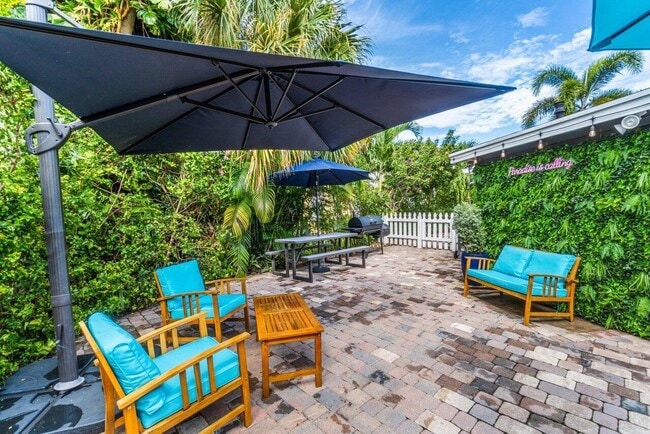 Building Photo - 1911 Parker Ave