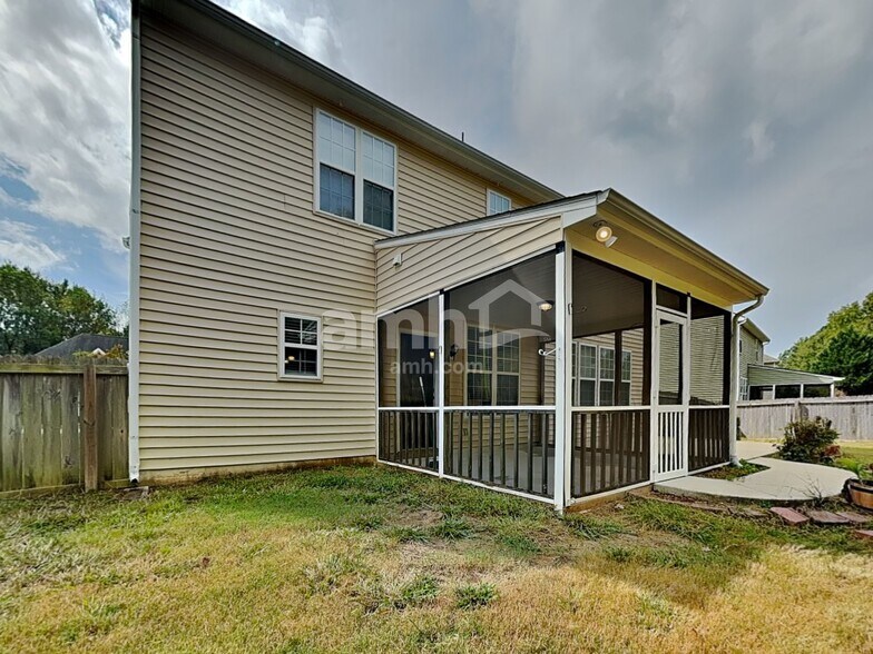 Building Photo - 369 Collinsworth Dr