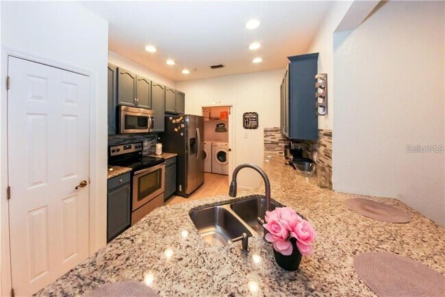 Building Photo - 3301 Whitestone Cir
