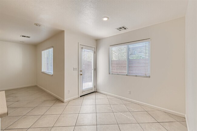 Building Photo - 9289 Wertz Ave