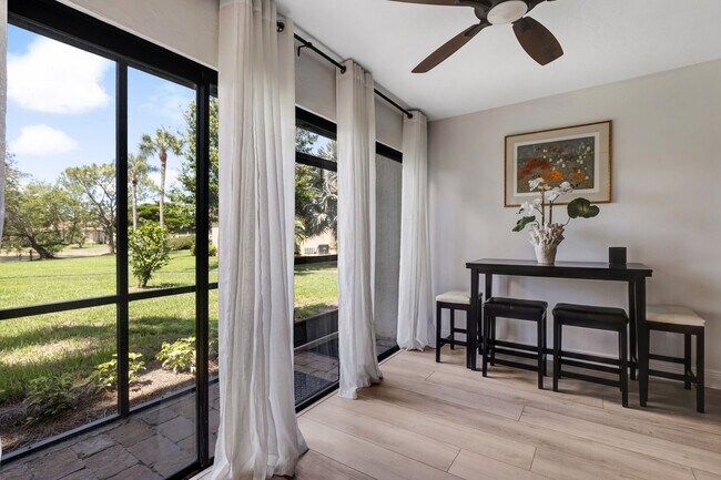 Building Photo - ** RETREAT AT NAPLES ** 3 BED / 2 BATH - C...