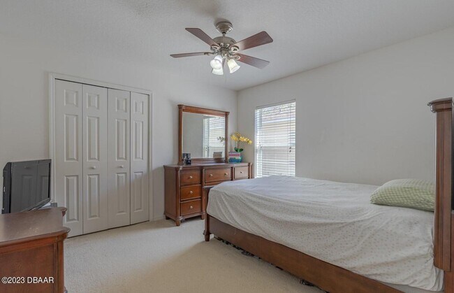 Building Photo - 3913 Sunset Cove Dr