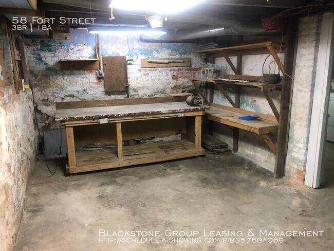 Building Photo - 58 Fort St