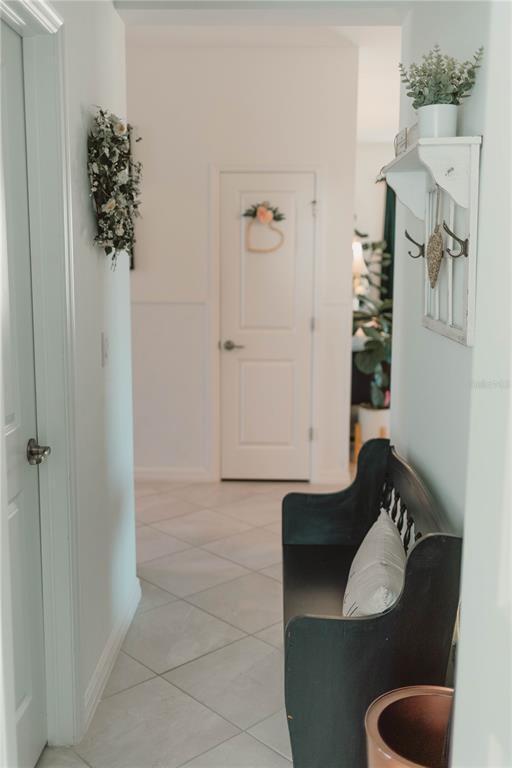 Building Photo - 1873 E Isles Rd