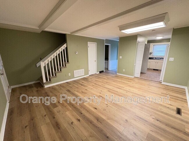 Building Photo - 343 Old Greenville Hwy