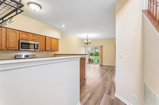 Building Photo - 984 Park Hill Cir