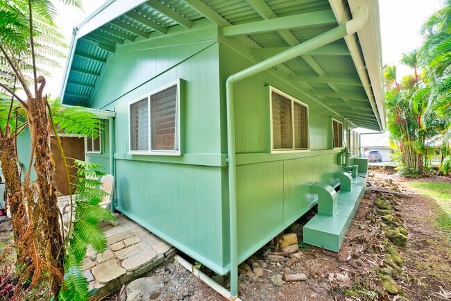 Building Photo - 64 Kaapuni Loop