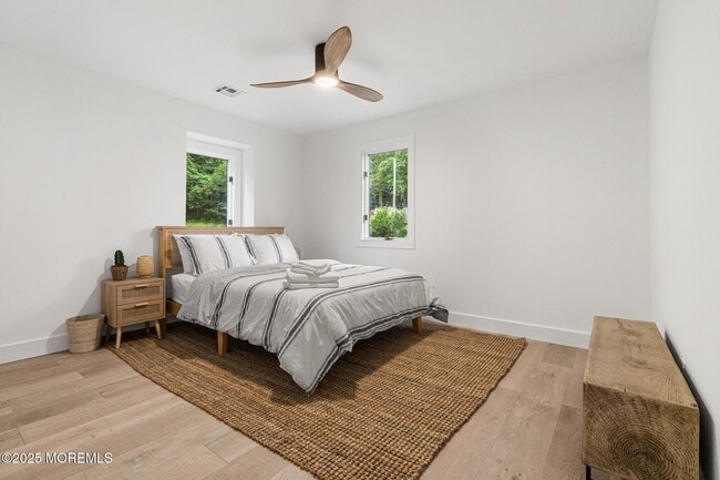 Building Photo - 39 Upper Lakeview Ave