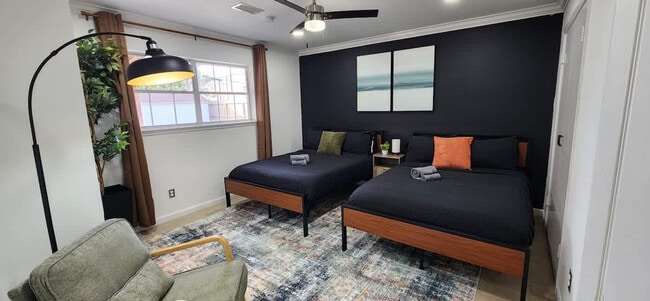 Building Photo - 3603 Zoch Ln