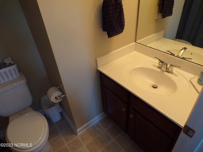 Building Photo - 513 Oyster Rock Ln