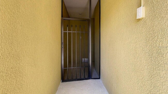 Building Photo - 5513 Wahoo Ct