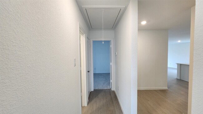 Building Photo - 16202 Rustic Prairie Dr