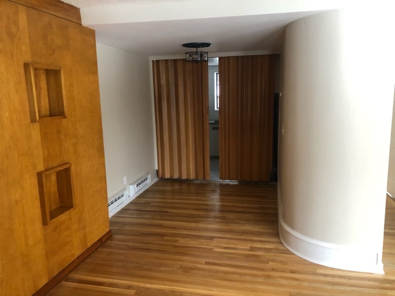 Building Photo - 1227 S Division St