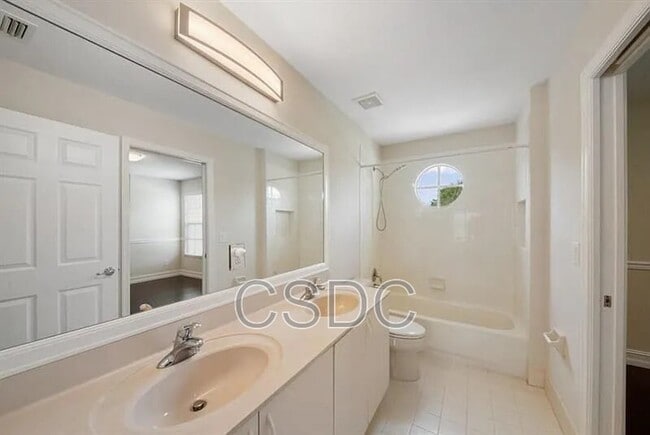 Building Photo - 8477 Breezy Hill Dr