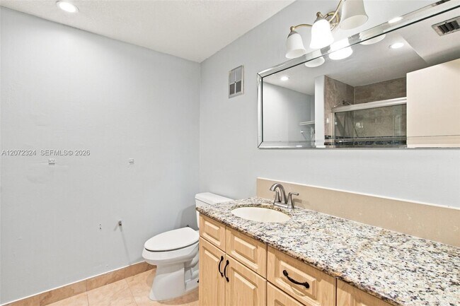 Building Photo - 6511 Racquet Club Dr